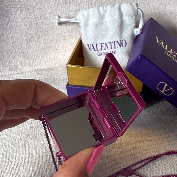 Valentino Garavani Amethyst-Toned Necklace - Picture 1 of 14